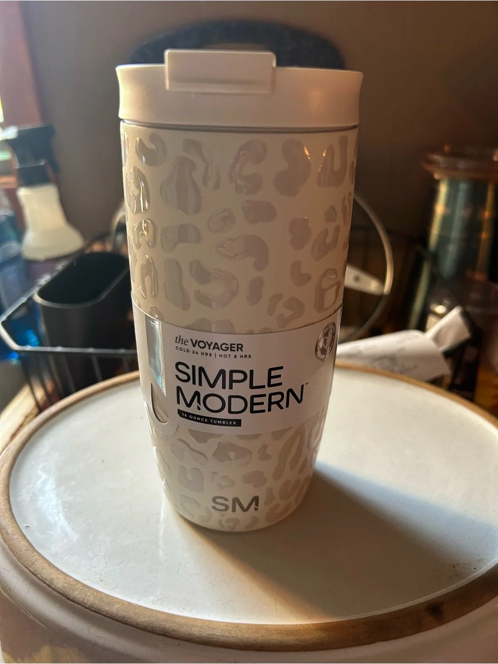 Simple Modern Voyager 16oz Tumbler in Cream Leopard